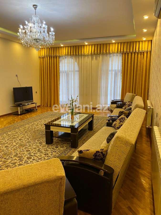 Kirayə verilir, villa, 10 otaqlı, 450 m², Bakı, Səbail r, Badamdar q.