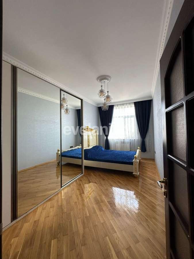 Kirayə verilir, yeni tikili, 2 otaqlı, 75 m², Bakı, Yasamal r, İnşaatçılar m.
