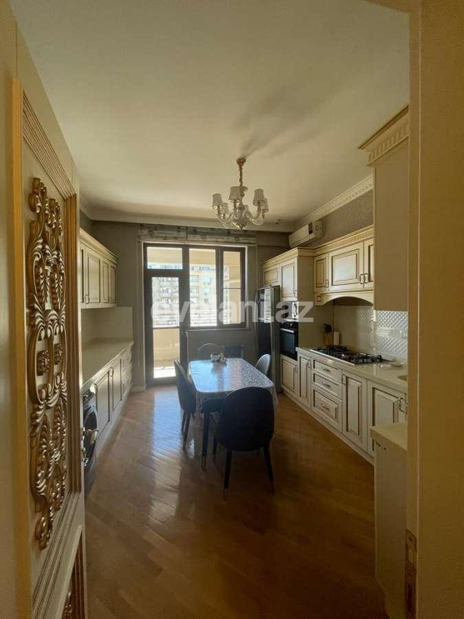 Satılır, yeni tikili, 4 otaqlı, 214 m², Bakı, Nərimanov r, Nəriman Nərimanov m.