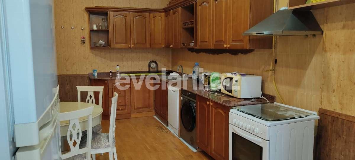 Kirayə verilir, yeni tikili, 3 otaqlı, 200 m², Bakı, Xətai r, Şah İsmayıl Xətai m.
