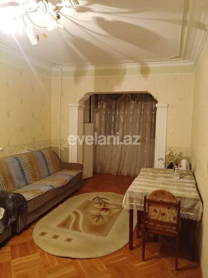 Kirayə verilir, köhnə tikili, 2 otaqlı, 42 m², Bakı, Binəqədi r, 7-ci mikrorayon q, Azadlıq prospekti m.