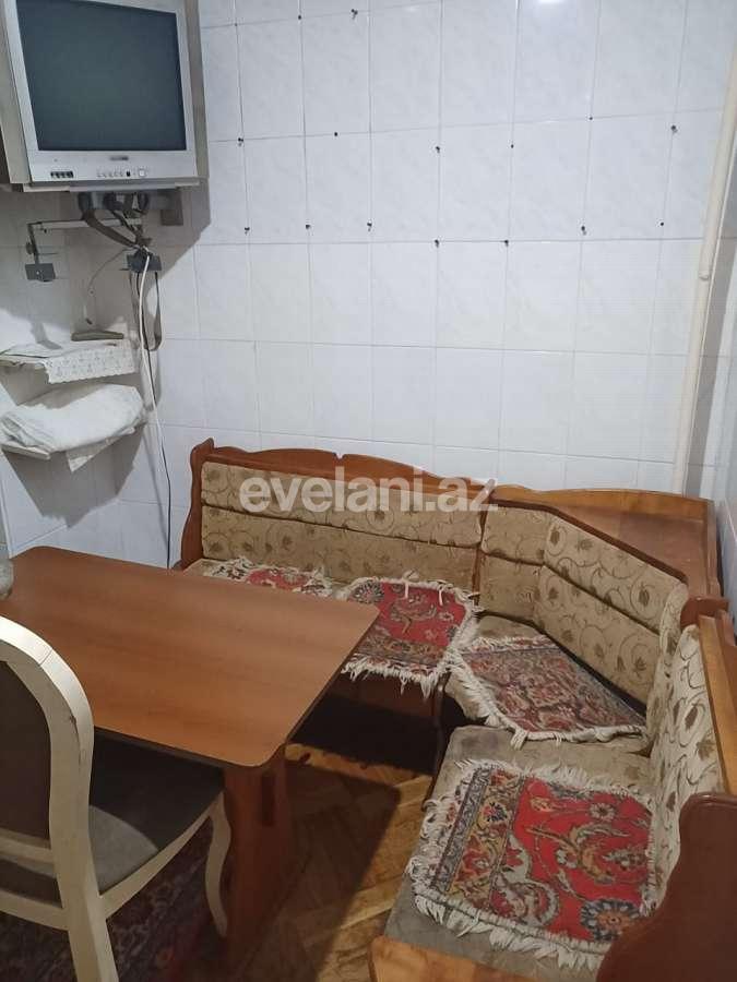 Kirayə verilir, köhnə tikili, 2 otaqlı, 42 m², Bakı, Binəqədi r, 7-ci mikrorayon q, Azadlıq prospekti m.