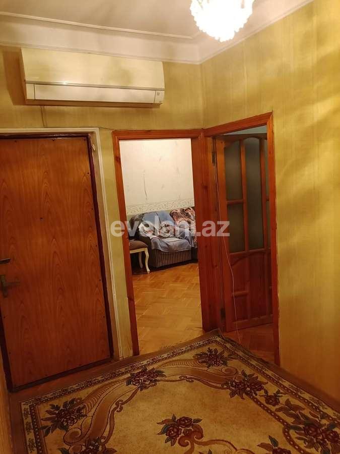Kirayə verilir, köhnə tikili, 2 otaqlı, 42 m², Bakı, Binəqədi r, 7-ci mikrorayon q, Azadlıq prospekti m.
