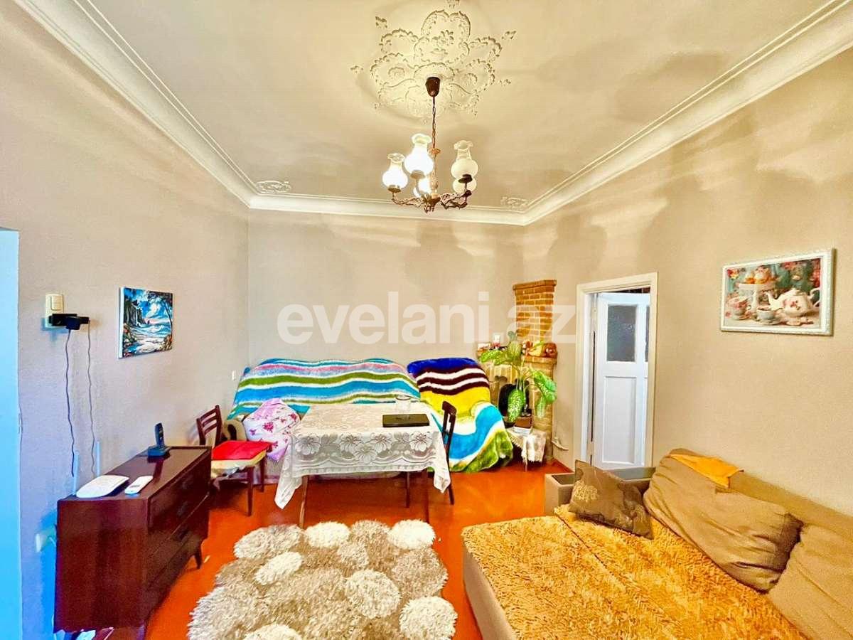 Sale, old building, 2 room, 55 m², Baku, Nizami r.