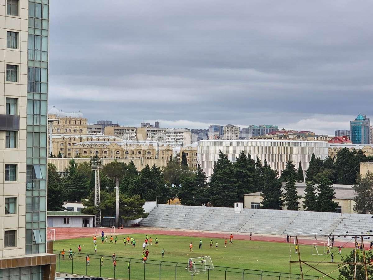 Сдаётся, новостройка, 4-комнаты, 120.99 m², Баку, Наримановский r, Гянджлик m.