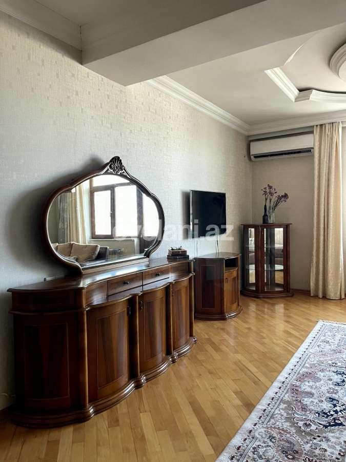 Kirayə verilir, yeni tikili, 3 otaqlı, 130 m², Bakı, Yasamal r, Nizami m.