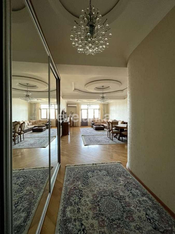 Kirayə verilir, yeni tikili, 3 otaqlı, 130 m², Bakı, Yasamal r, Nizami m.