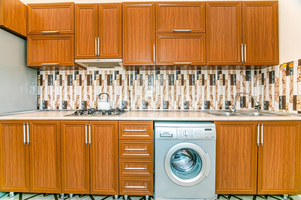 Sale, old building, 3 room, 100 m², Baku, Sabail r.