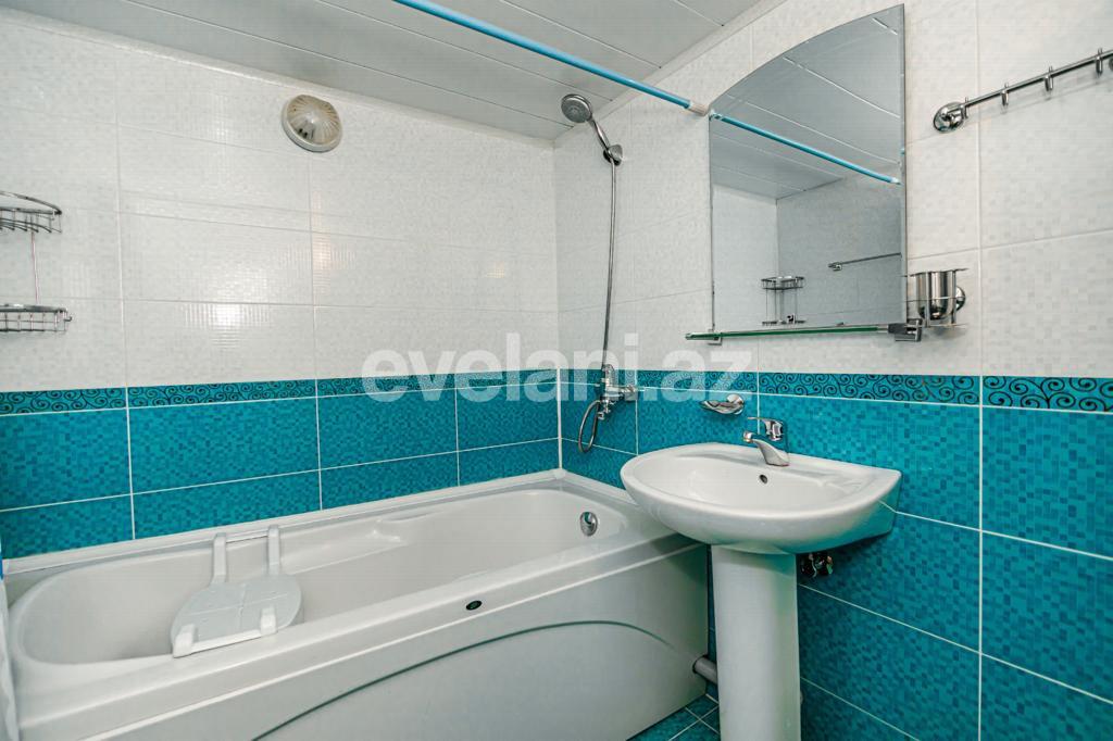 Sale, old building, 3 room, 100 m², Baku, Sabail r.