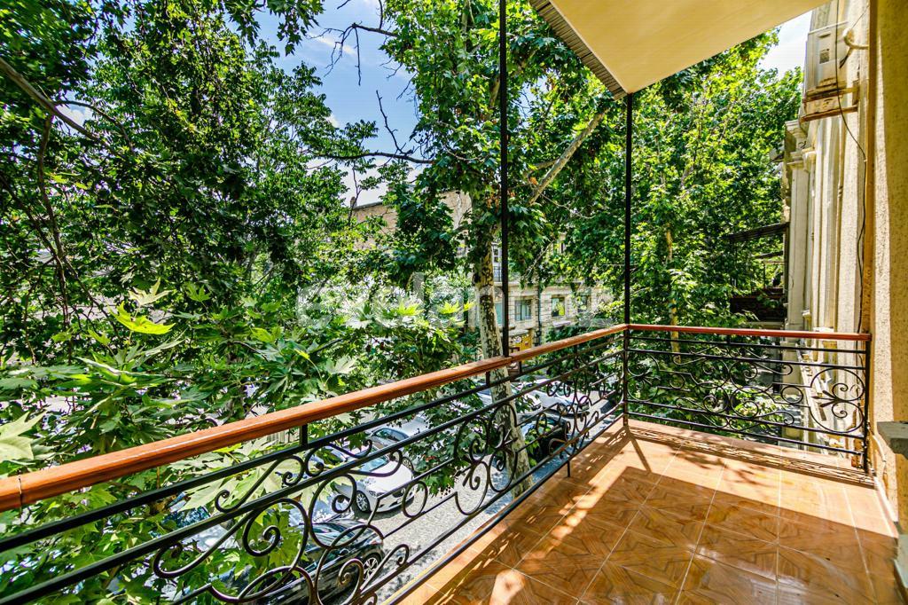 Sale, old building, 3 room, 100 m², Baku, Sabail r.