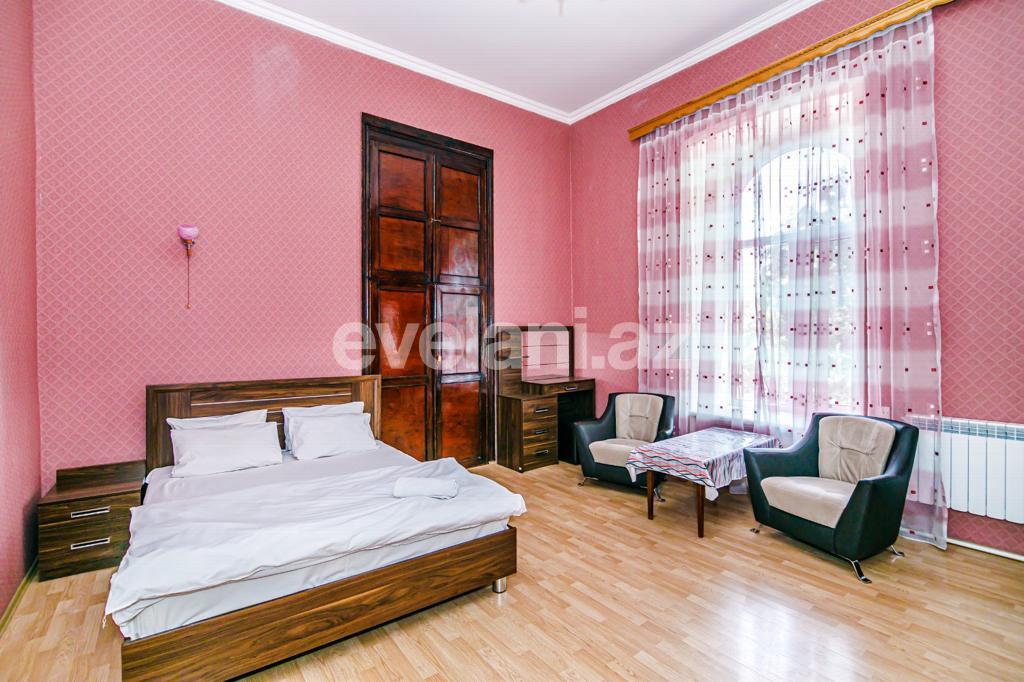 Sale, old building, 3 room, 100 m², Baku, Sabail r.