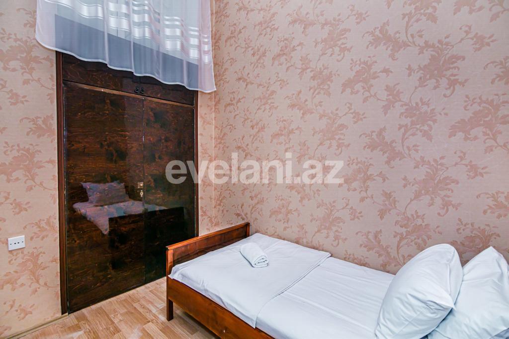 Sale, old building, 3 room, 100 m², Baku, Sabail r.