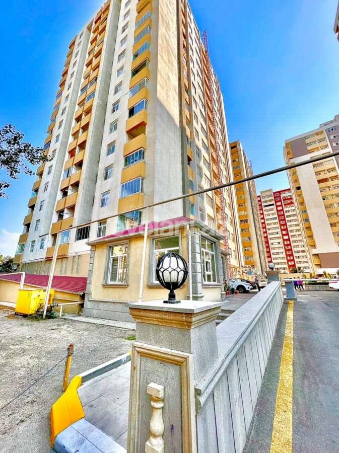 Satılır, yeni tikili, 4 otaqlı, 133 m², Bakı, Nizami r, Qara Qarayev m.