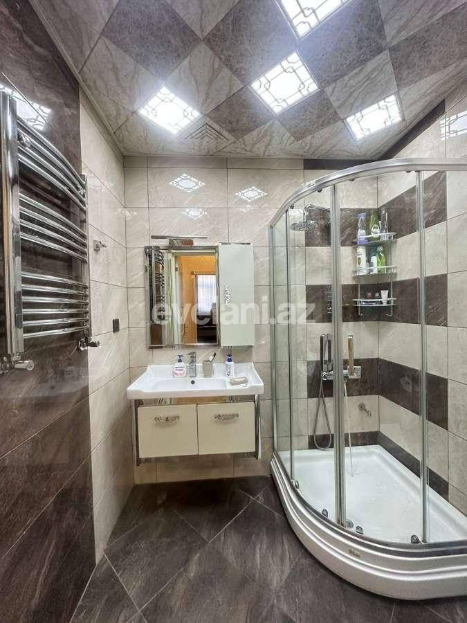 Satılır, köhnə tikili, 2 otaqlı, 65 m², Bakı, Nərimanov r, Nəriman Nərimanov m.