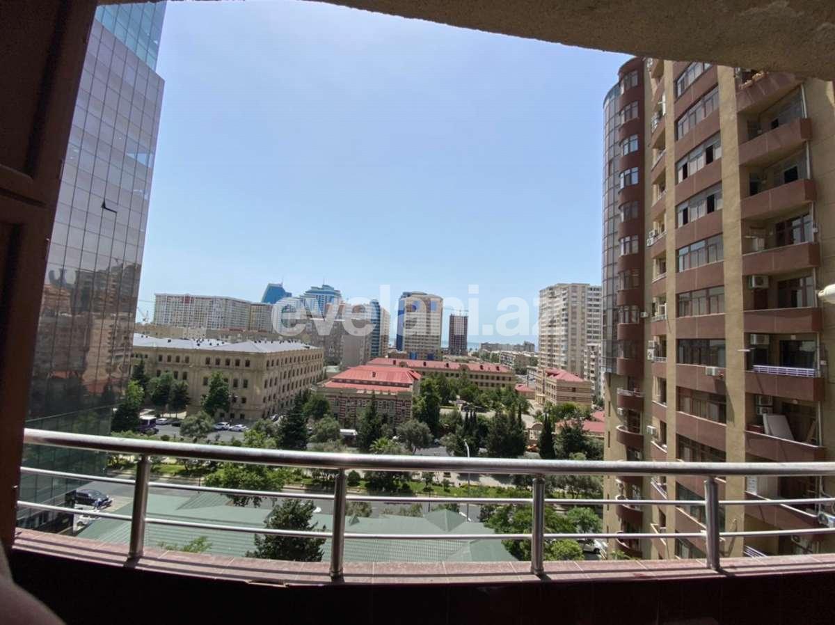 Сдаётся, новостройка, 4-комнаты, 130 m², Баку, Ясамальский r, Ени Ясамал p, Иншаатчылар m.