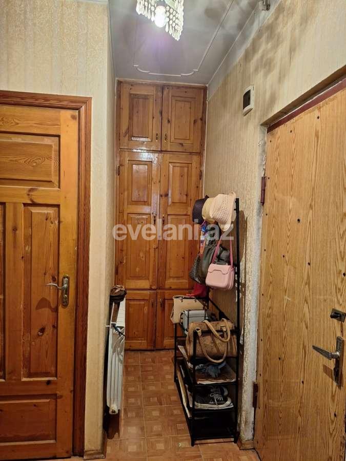 Satılır, köhnə tikili, 2 otaqlı, 65 m², Bakı, Xətai r, Həzi Aslanov m.