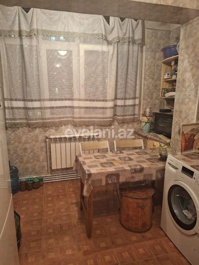 Satılır, köhnə tikili, 2 otaqlı, 65 m², Bakı, Xətai r, Həzi Aslanov m.