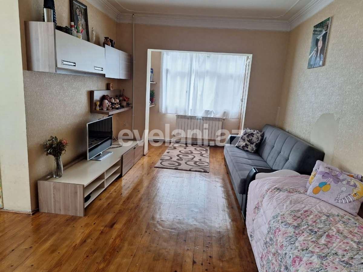 Satılır, köhnə tikili, 2 otaqlı, 65 m², Bakı, Xətai r, Həzi Aslanov m.