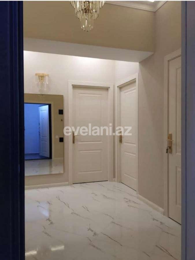 Satılır, yeni tikili, 2 otaqlı, 65 m², Bakı, Nizami r, Qara Qarayev m.