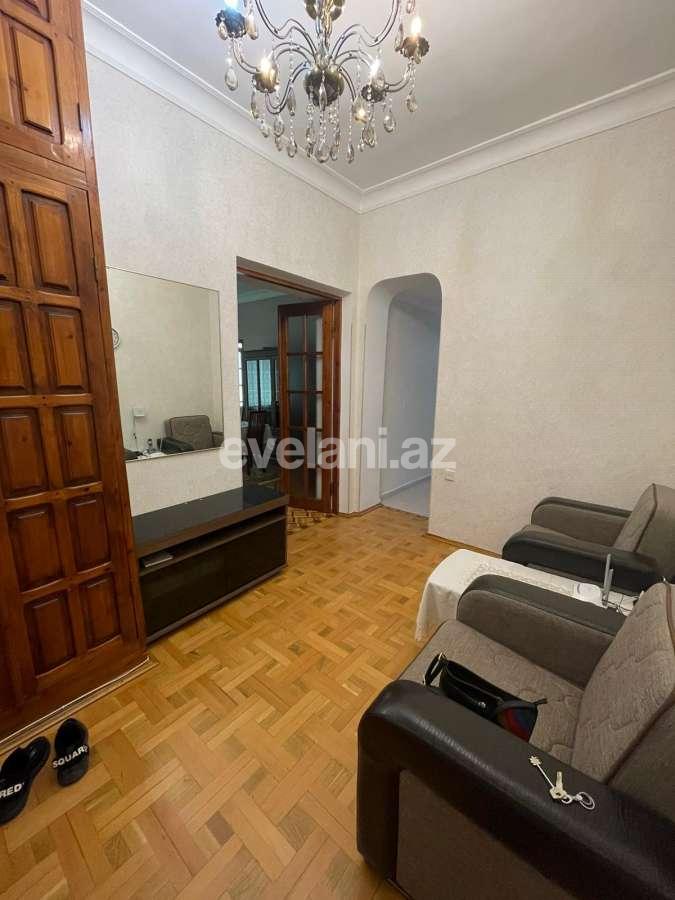 Сдаётся, вторичка, 3-комнаты, 71 m², Баку, Ясамальский r, Элмляр Академиясы m.