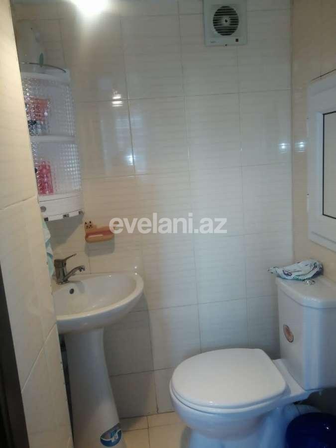 Satılır, köhnə tikili, 3 otaqlı, 70 m², Bakı, Yasamal r, Elmlər Akademiyası m.