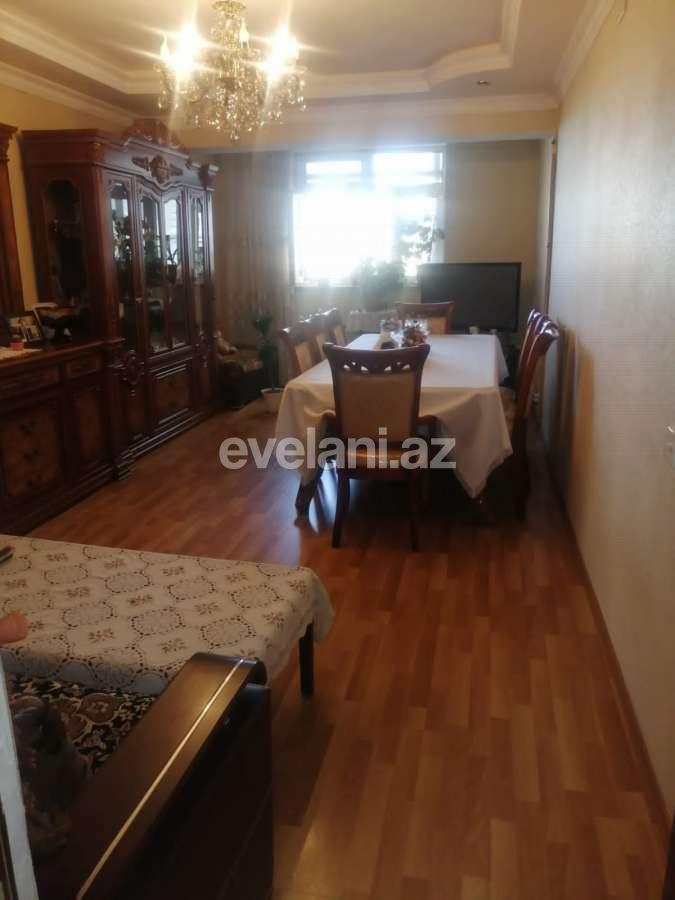 Satılır, köhnə tikili, 3 otaqlı, 70 m², Bakı, Yasamal r, Elmlər Akademiyası m.