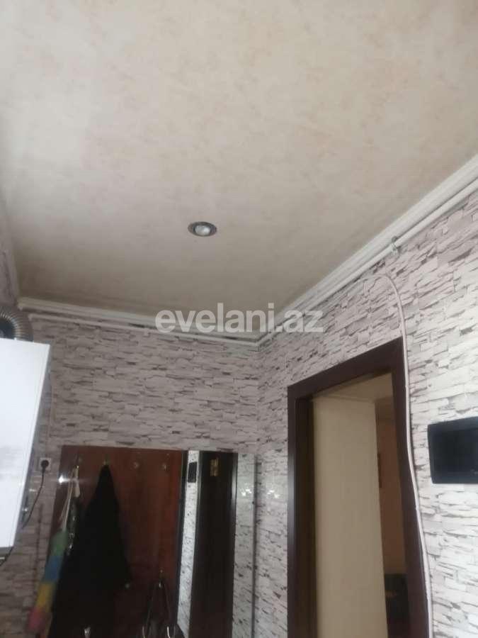 Satılır, köhnə tikili, 3 otaqlı, 70 m², Bakı, Yasamal r, Elmlər Akademiyası m.