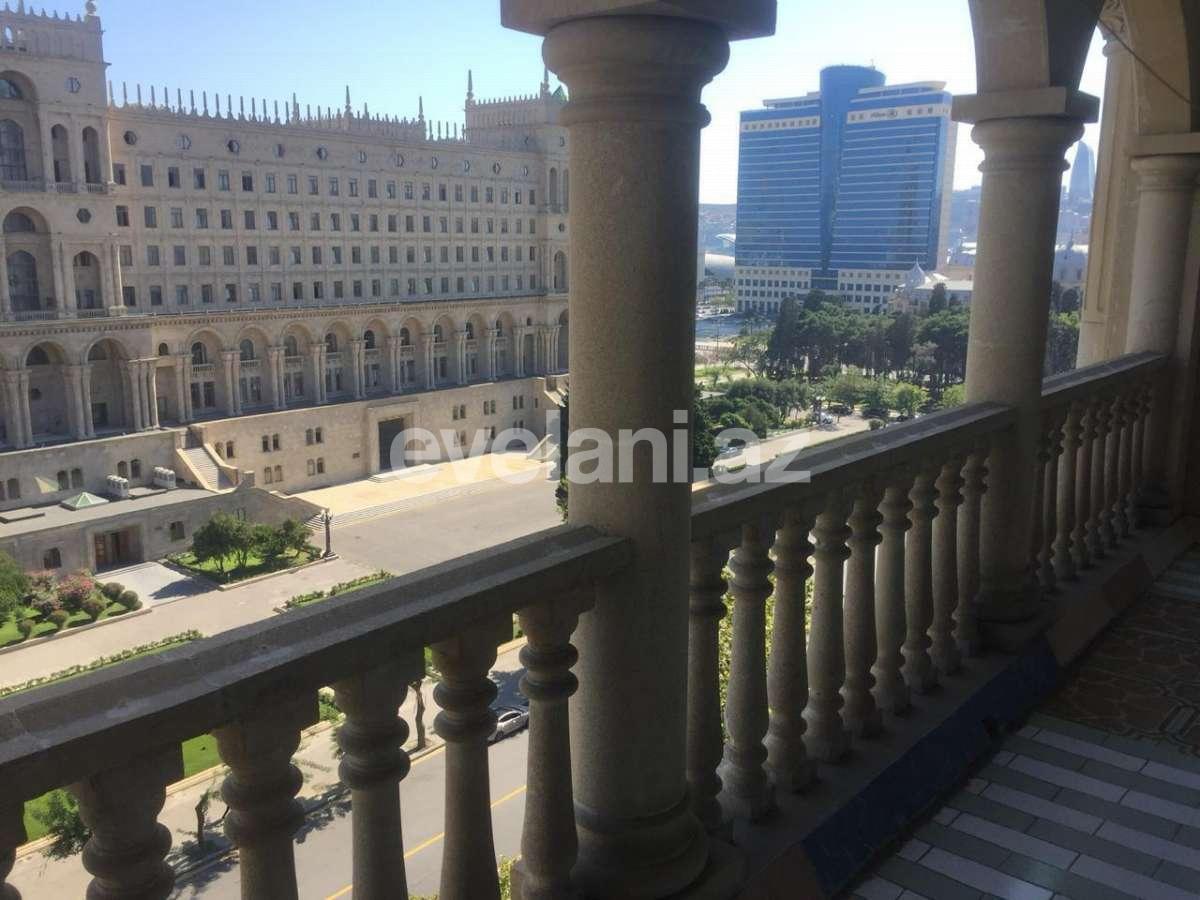 Сдаётся, вторичка, 4-комнаты, 186 m², Баку, Насиминский r, 28 мая m.