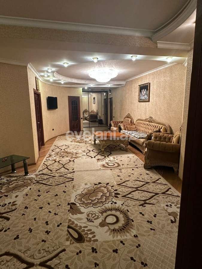 Satılır, yeni tikili, 4 otaqlı, 230 m², Bakı, Nəsimi r.