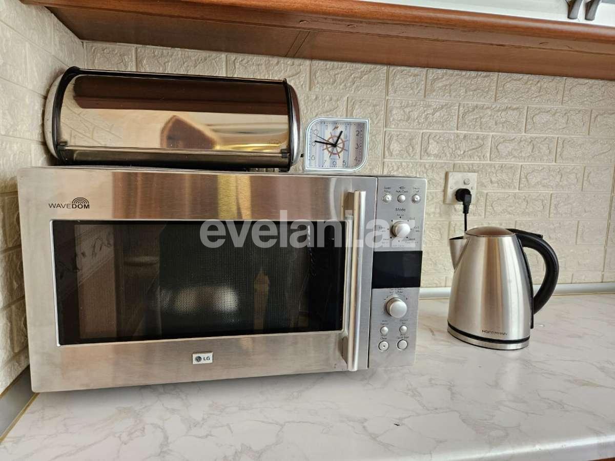 Kirayə verilir, köhnə tikili, 3 otaqlı, 80 m², Bakı, Yasamal r.