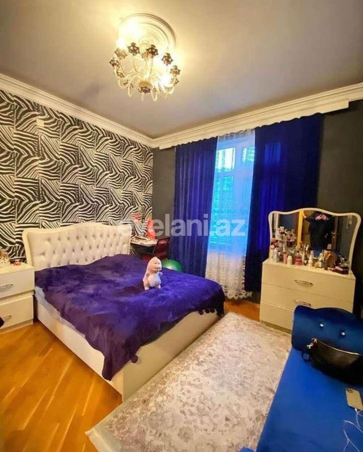 Satılır, yeni tikili, 7 otaqlı, 200 m², Bakı, Nəsimi r, 1-ci mikrorayon q, Memar Əcəmi m.