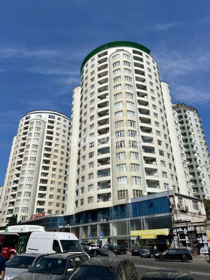 Продаётся, новостройка, 4-комнаты, 220 m², Баку, Насиминский r, 28 мая m.