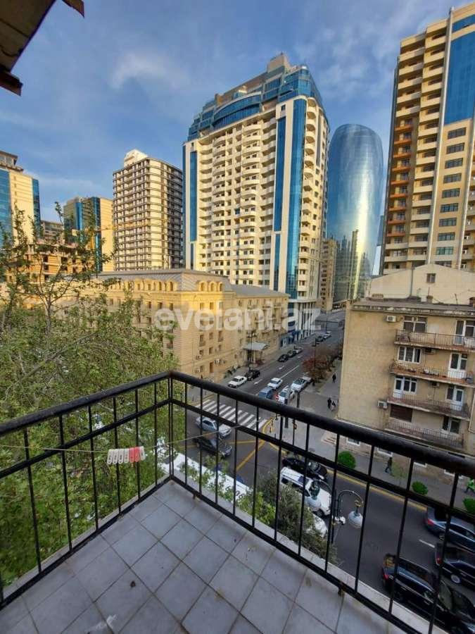 Сдаётся, вторичка, 3-комнаты, 90 m², Баку, Насиминский r, 28 мая m.