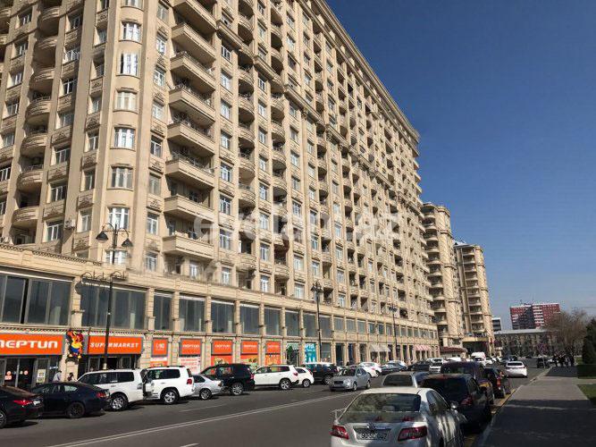 Satılır, yeni tikili, 2 otaqlı, 90 m², Bakı, Nərimanov r, Nəriman Nərimanov m.