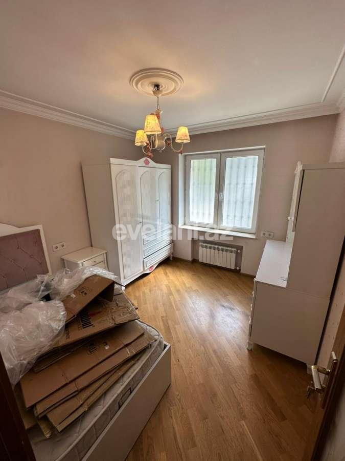 Продаётся, вторичка, 4-комнаты, 100 m², Баку, Ясамальский r, Элмляр Академиясы m.