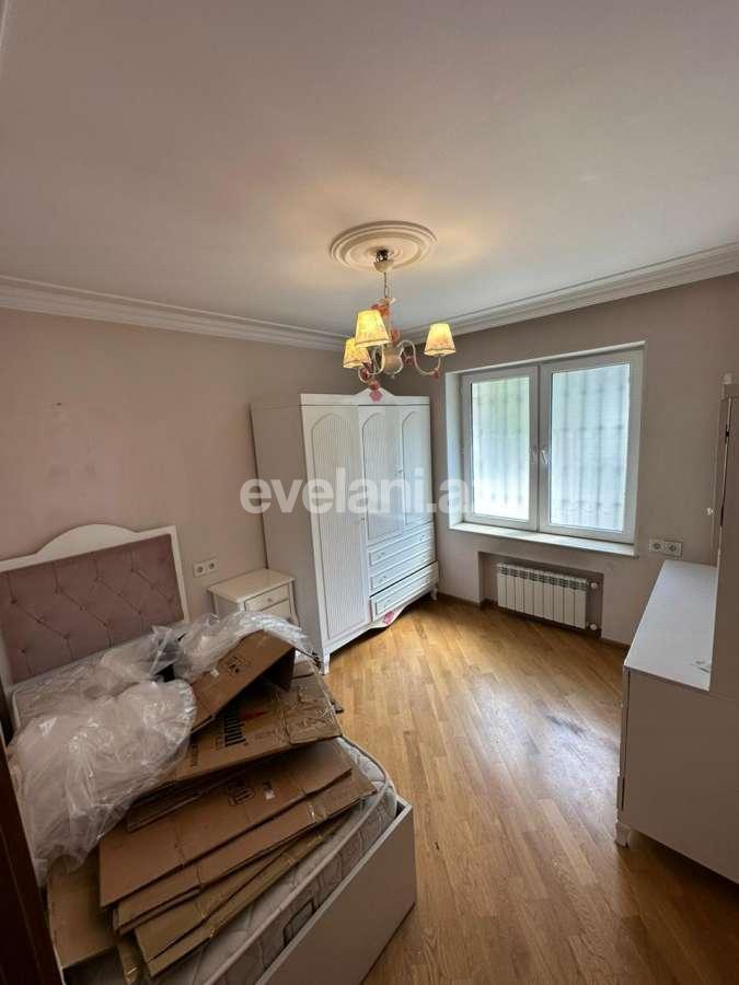 Продаётся, вторичка, 4-комнаты, 100 m², Баку, Ясамальский r, Элмляр Академиясы m.