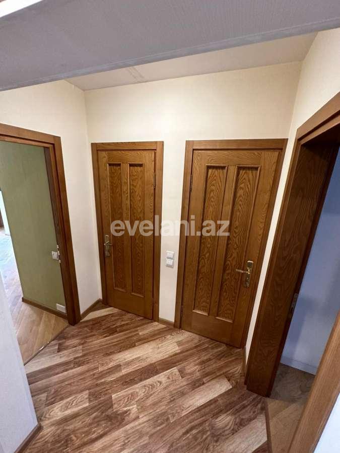 Продаётся, вторичка, 4-комнаты, 100 m², Баку, Ясамальский r, Элмляр Академиясы m.