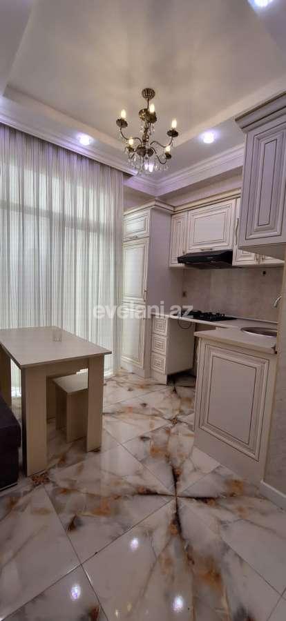 Satılır, yeni tikili, 2 otaqlı, 65 m², Bakı, Nəsimi r, 4-cü mikrorayon q, Memar Əcəmi m.