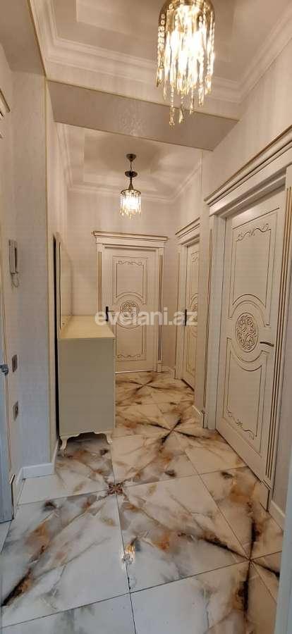 Satılır, yeni tikili, 2 otaqlı, 65 m², Bakı, Nəsimi r, 4-cü mikrorayon q, Memar Əcəmi m.