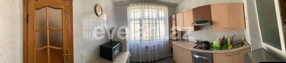 Продаётся, вторичка, 3-комнаты, 65 m², Баку, Ясамальский r, Элмляр Академиясы m.