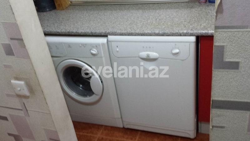 Kirayə verilir, köhnə tikili, 3 otaqlı, 75 m², Bakı, Səbail r, Sahil m.