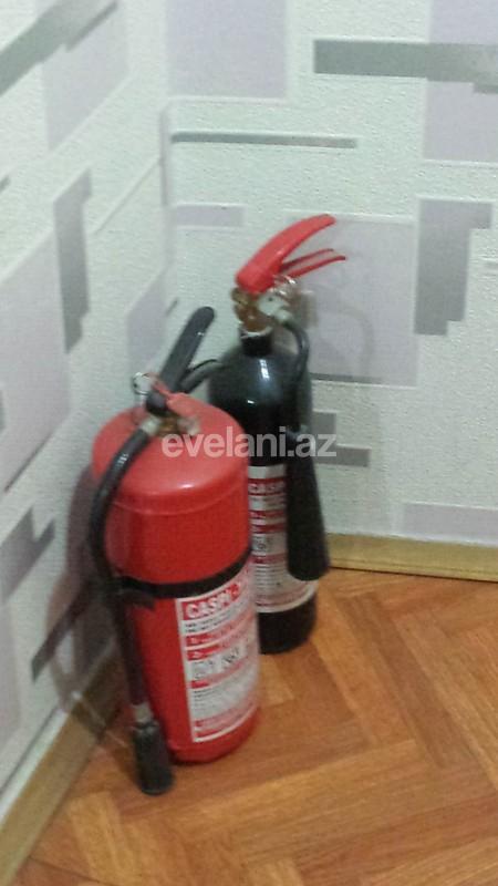 Kirayə verilir, köhnə tikili, 3 otaqlı, 75 m², Bakı, Səbail r, Sahil m.