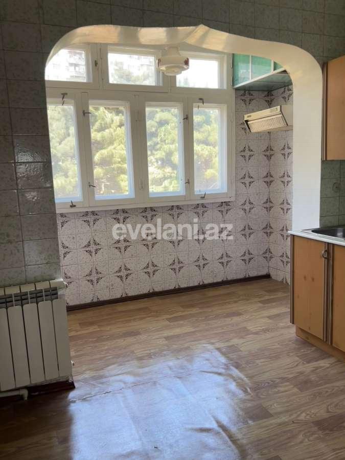 Satılır, köhnə tikili, 3 otaqlı, 80 m², Bakı, Xətai r, Köhnə Günəşli q, Həzi Aslanov m.