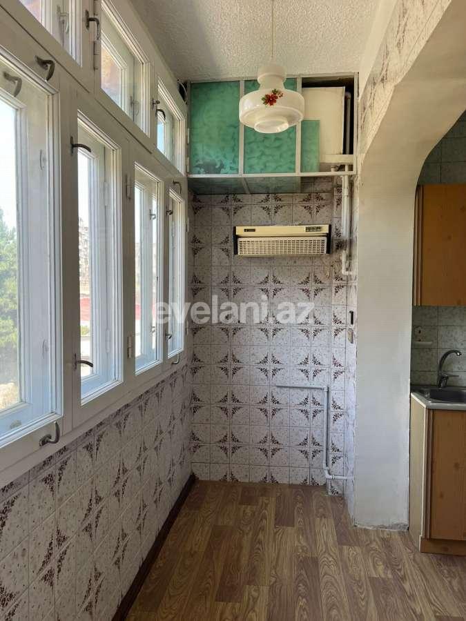 Satılır, köhnə tikili, 3 otaqlı, 80 m², Bakı, Xətai r, Köhnə Günəşli q, Həzi Aslanov m.