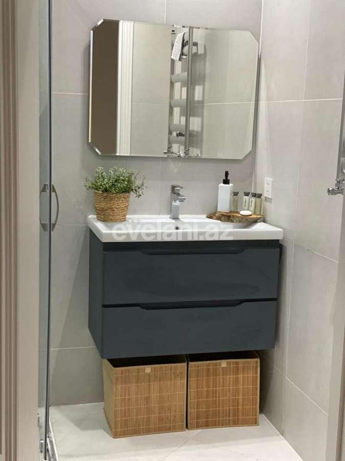 Sale, new building, 4 room, 130 m², Baku, Nizami r.