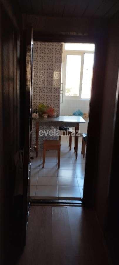 Satılır, köhnə tikili, 4 otaqlı, 80 m², Bakı, Binəqədi r, 9-cu mikrorayon q.