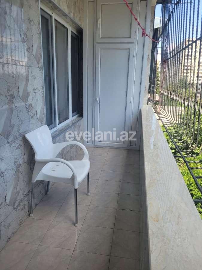 Satılır, köhnə tikili, 4 otaqlı, 150 m², Bakı, Binəqədi r, 9-cu mikrorayon q.