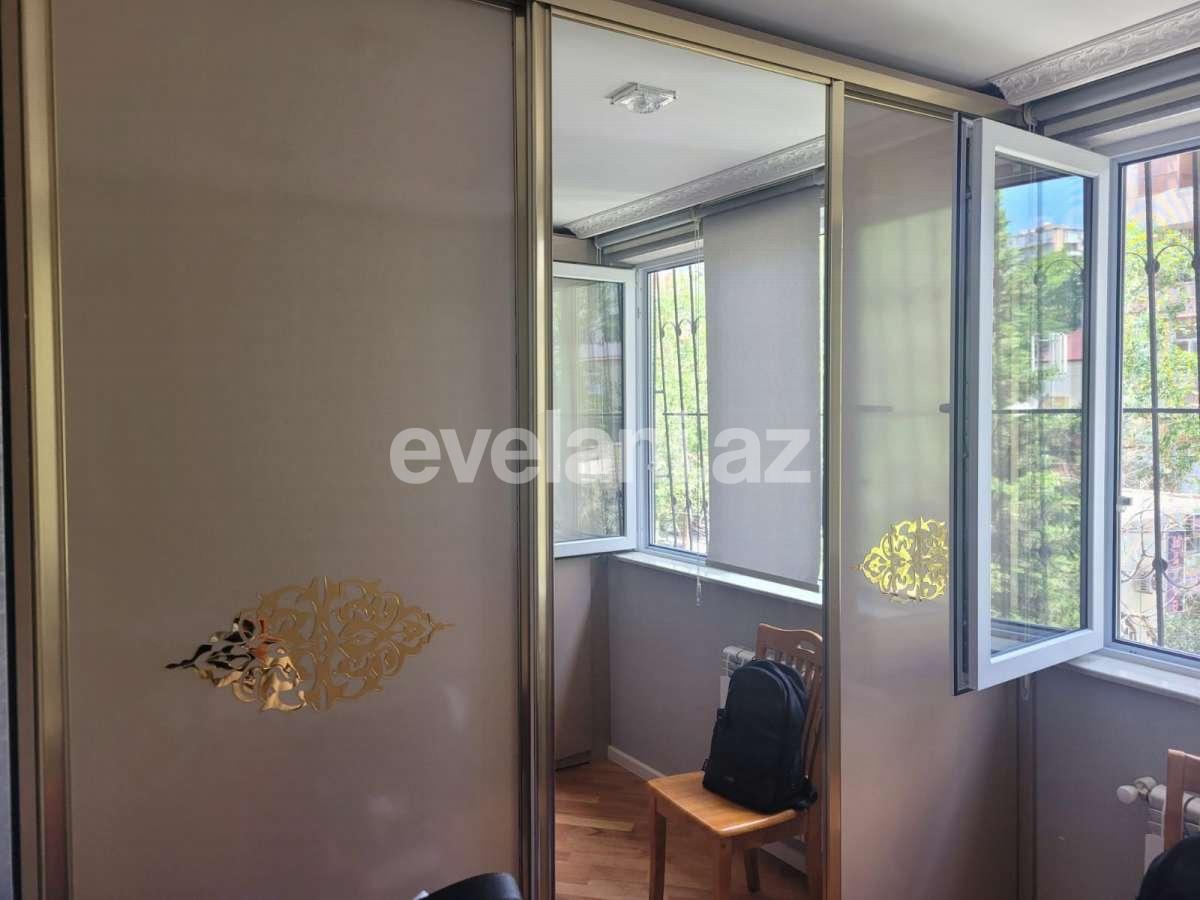 Satılır, köhnə tikili, 4 otaqlı, 150 m², Bakı, Binəqədi r, 9-cu mikrorayon q.