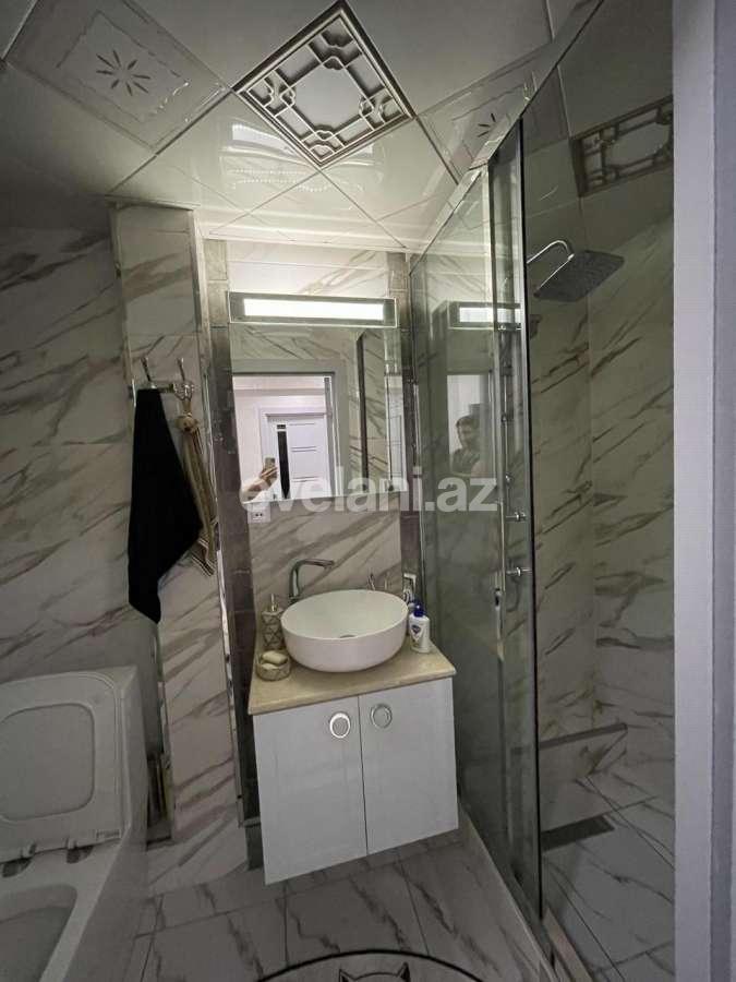 Satılır, köhnə tikili, 2 otaqlı, 49.99 m², Bakı, Yasamal r, Elmlər Akademiyası m.