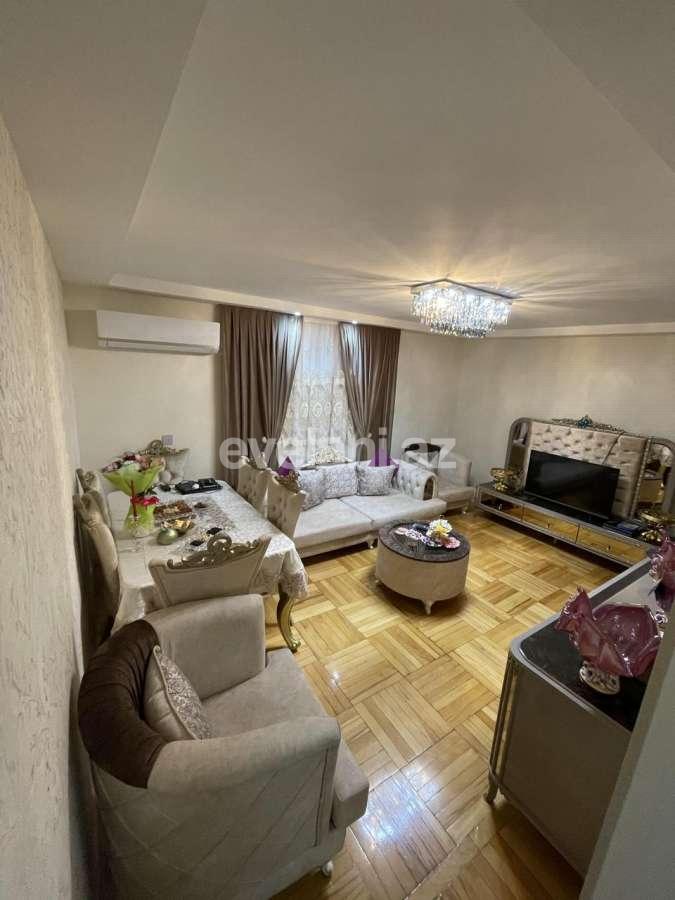 Satılır, köhnə tikili, 2 otaqlı, 49.99 m², Bakı, Yasamal r, Elmlər Akademiyası m.